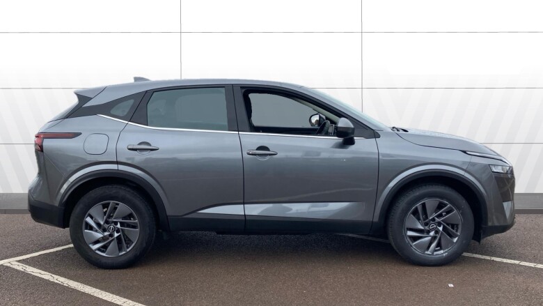 Nissan Qashqai 1.3 DiG-T MH Acenta Premium 5dr Petrol Hatchback